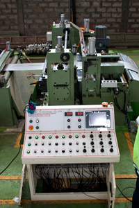 controles PLC de la máquina de corte de bobinas